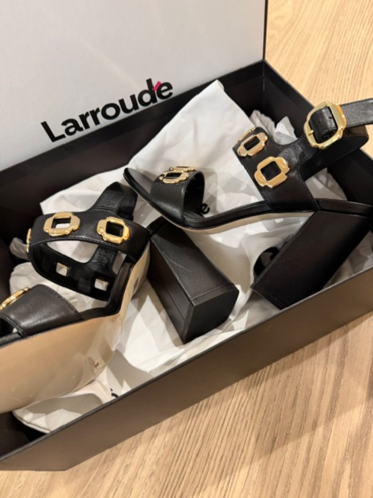 Larroude Milan Hi Sandal In Black Leather Size 7 New — image 8 of 8